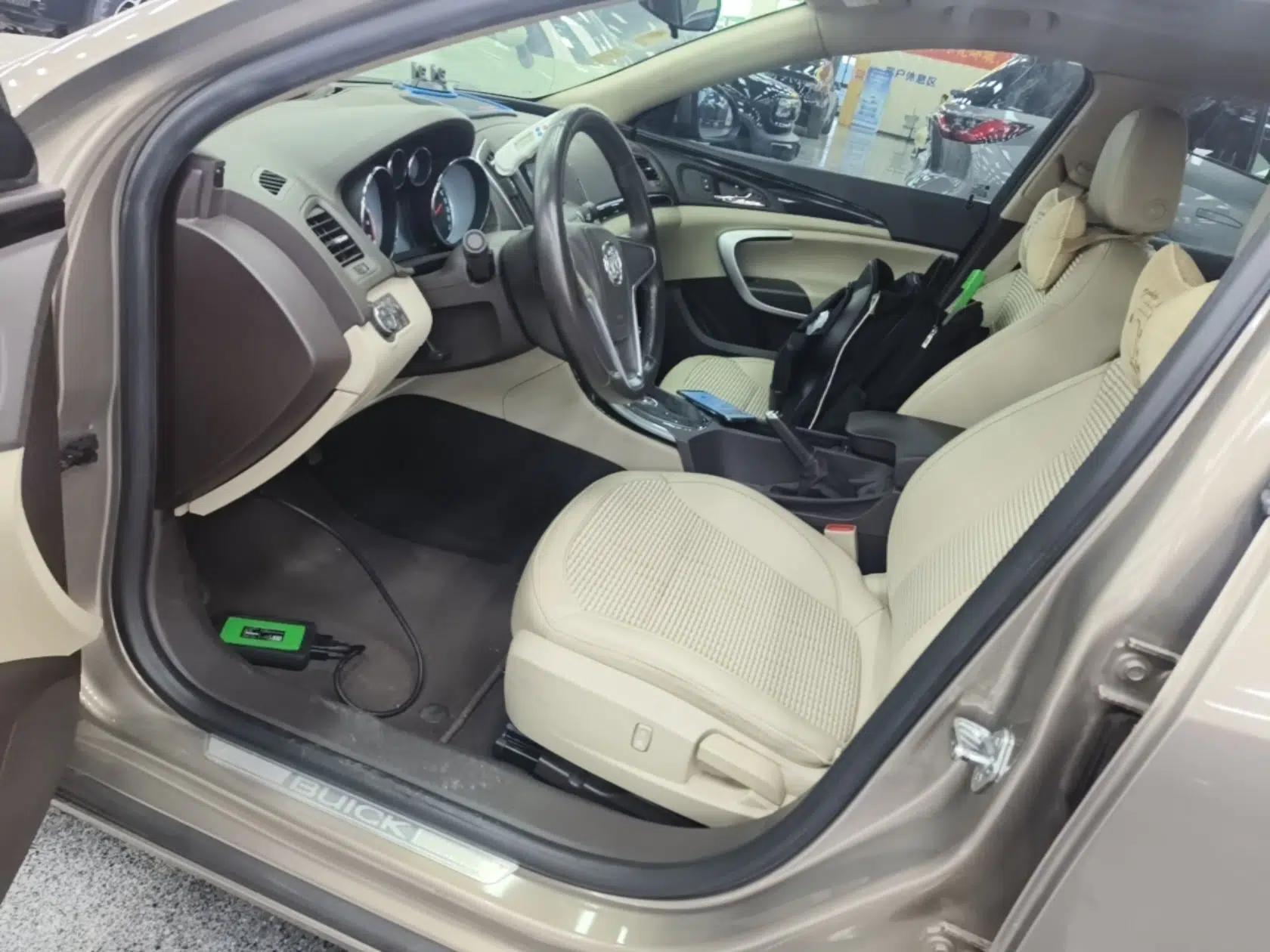 Buick Regal 2015 2.0L Leading Fashion Edition — миниатюра 17