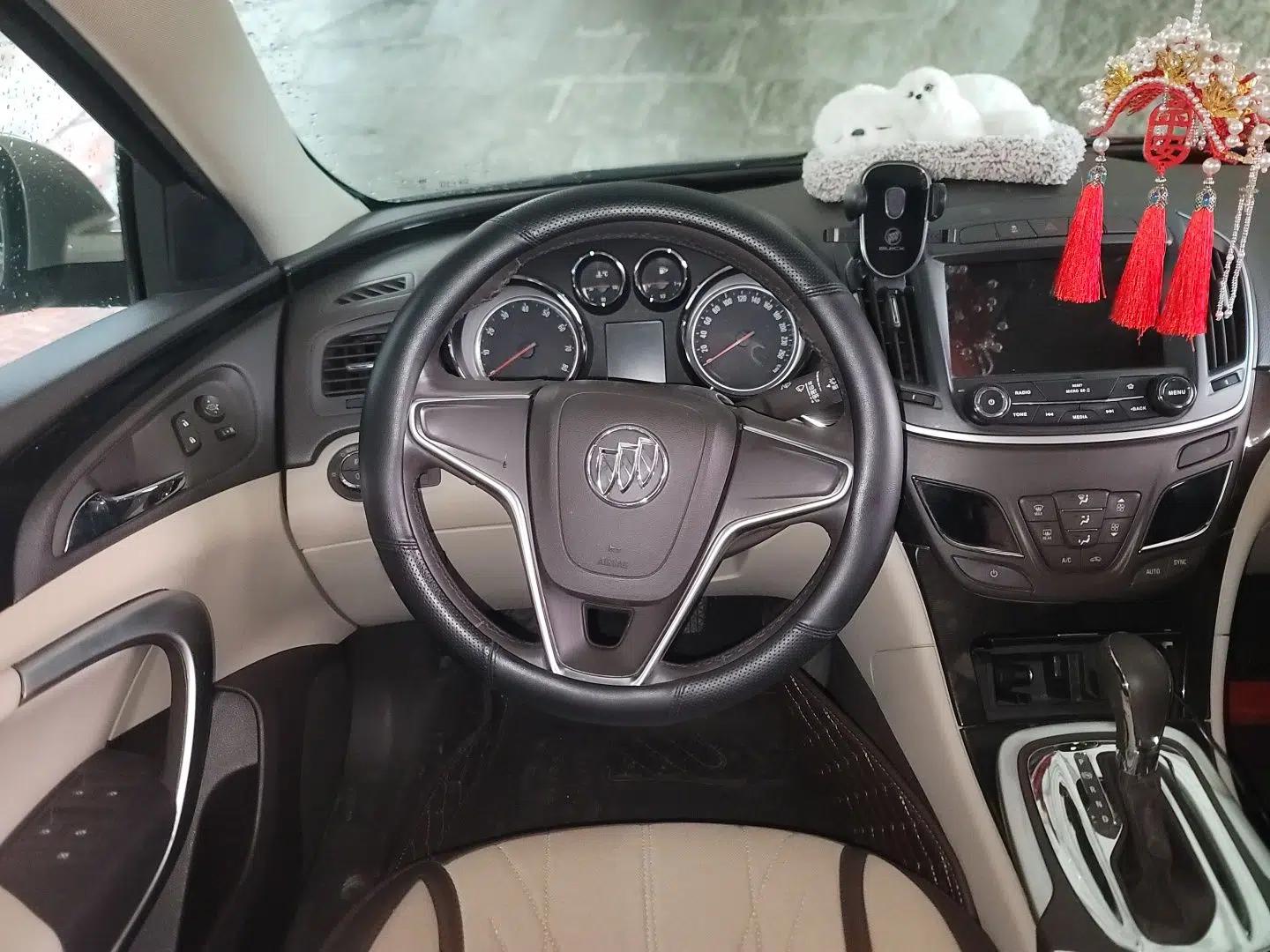 Buick Regal 2015 2.0L Leading Fashion Edition — миниатюра 10