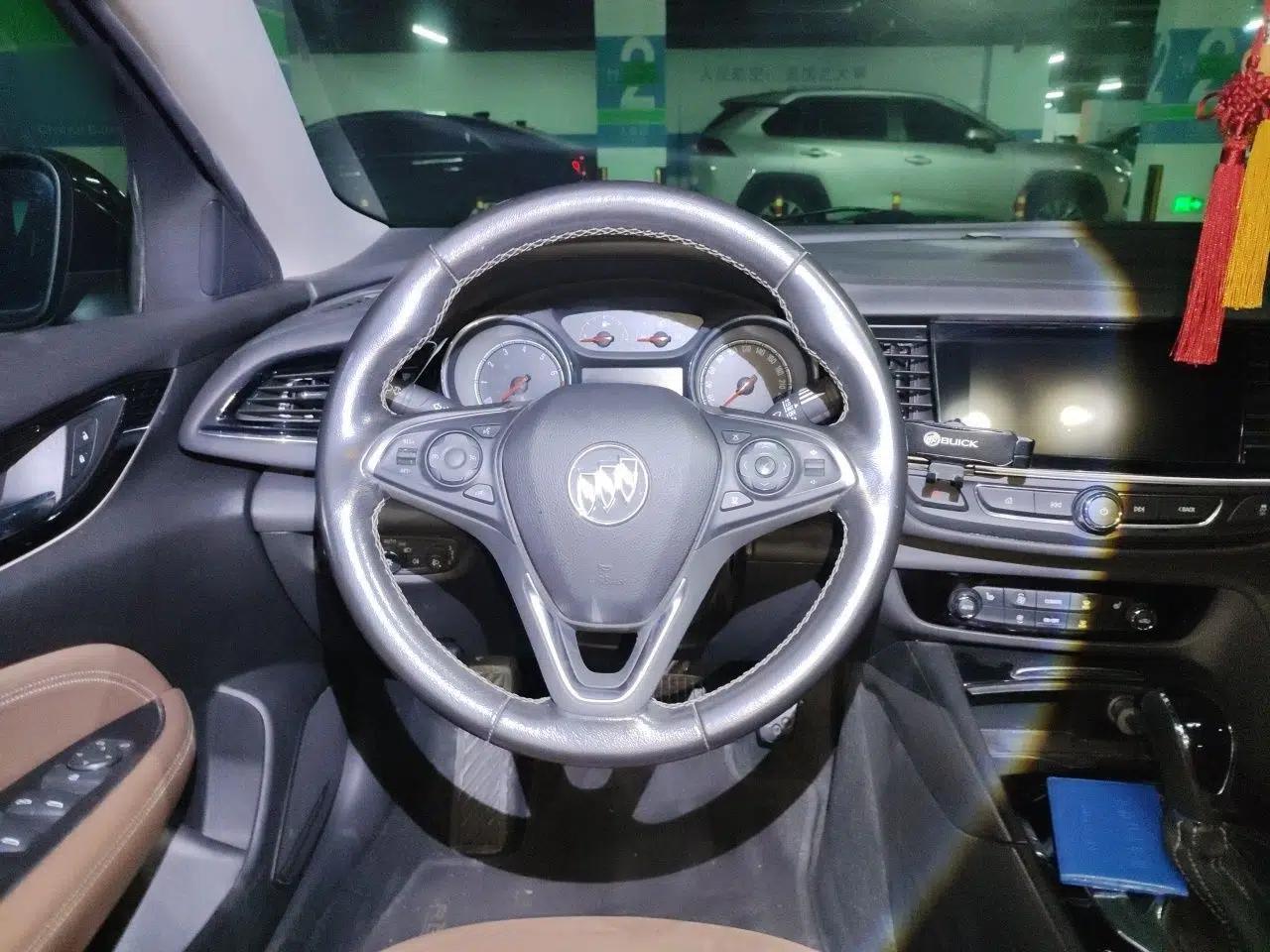 Buick Regal 2017 20T Elite Edition — миниатюра 10