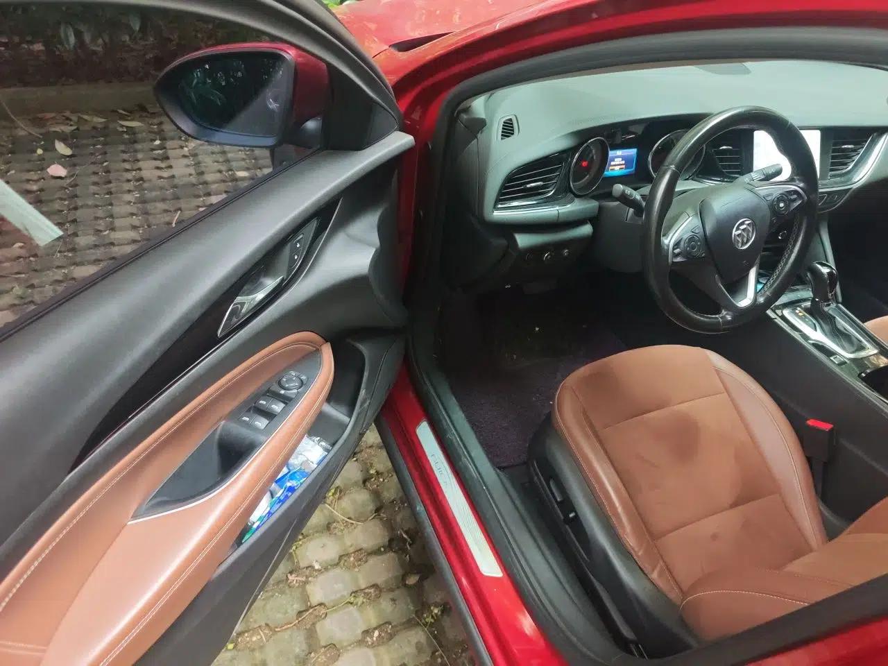 Buick Regal 2017 20T Elite Edition — миниатюра 16