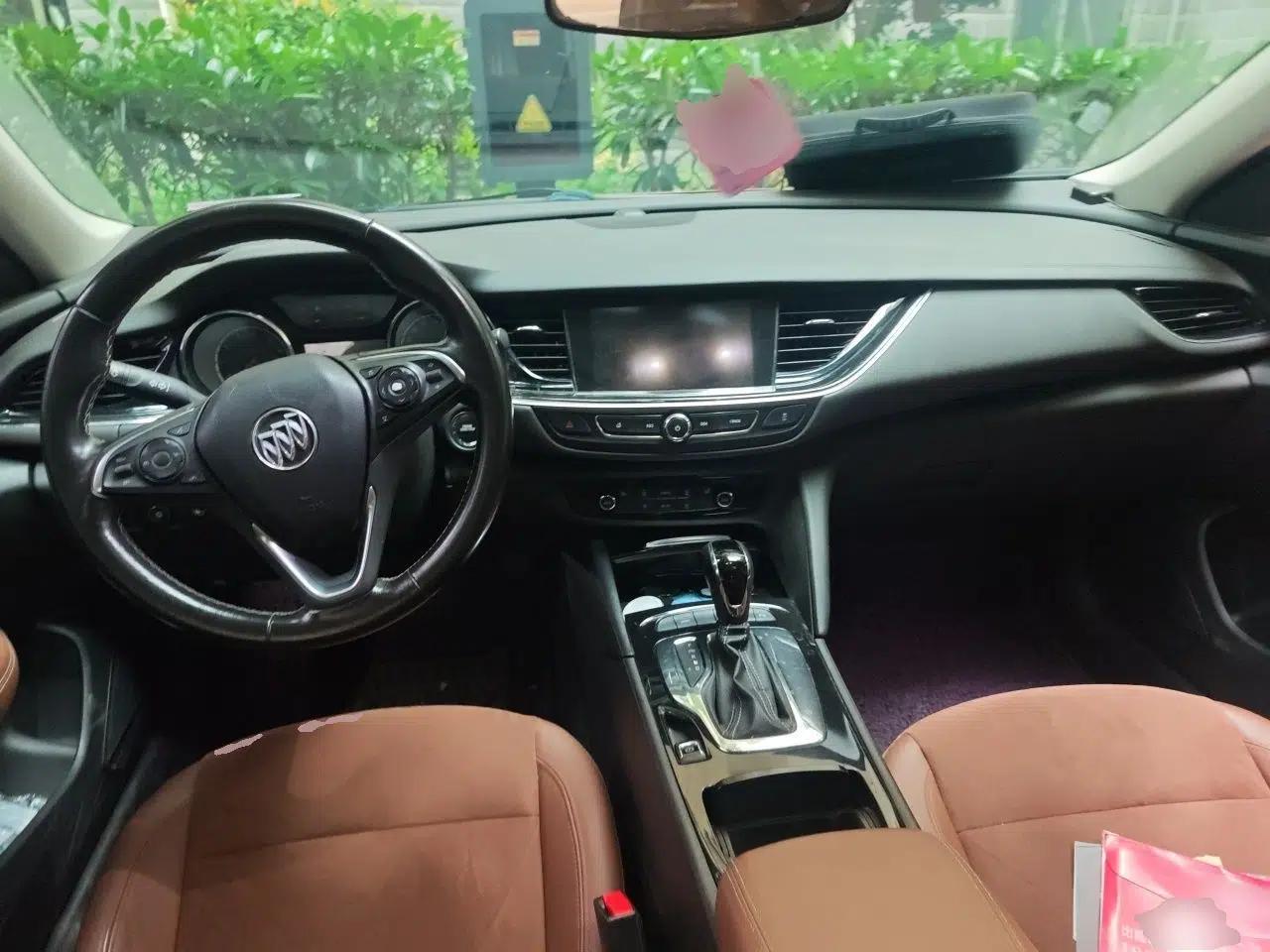 Buick Regal 2017 20T Elite Edition — миниатюра 9