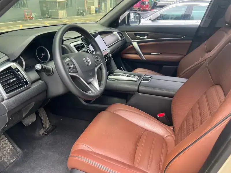 Honda UR-V 2017 370TURBO 2WD Premium Edition (National V Emission Standard) — миниатюра 13