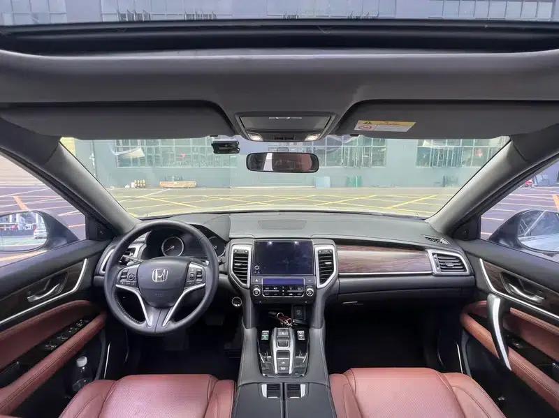 Honda UR-V 2017 370TURBO 2WD Premium Edition (National V Emission Standard) — миниатюра 9