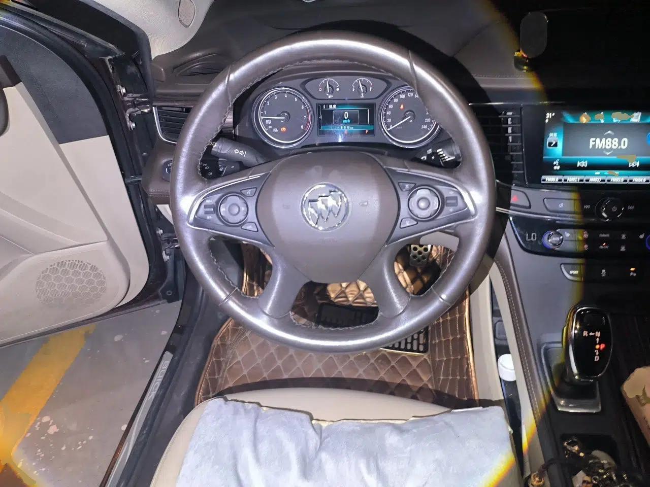 Buick LaCrosse 2016 20T Leading Model — миниатюра 10