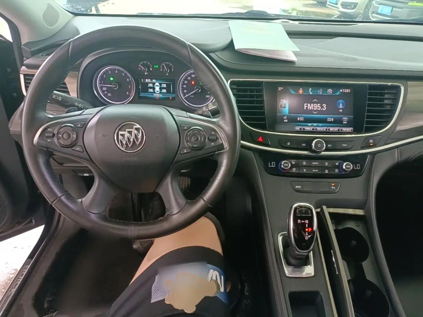 Buick LaCrosse 2018 20T Elite Edition — миниатюра 12