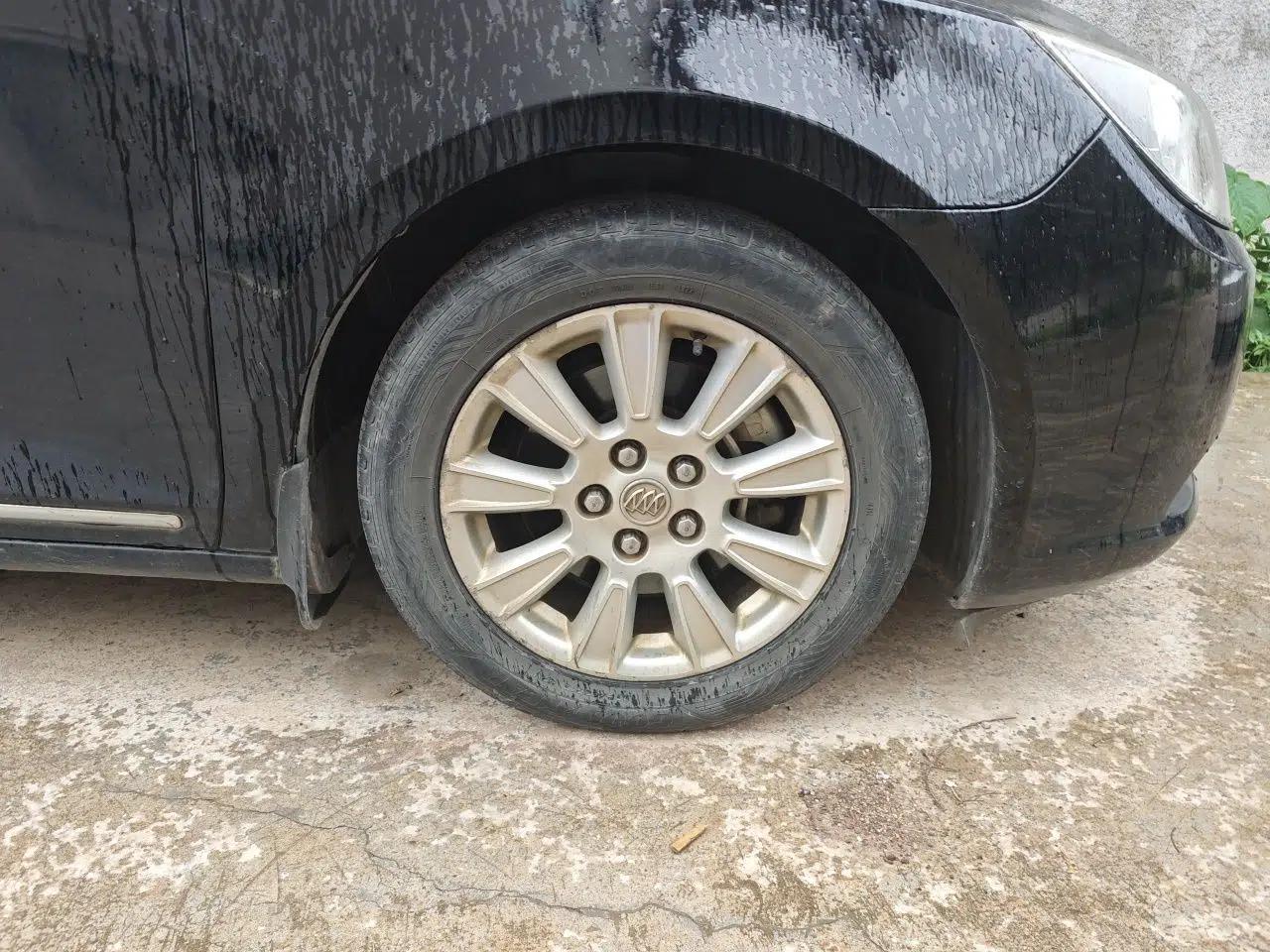 Buick LaCrosse 2012 2.4L SIDI Elegant Edition — миниатюра 8