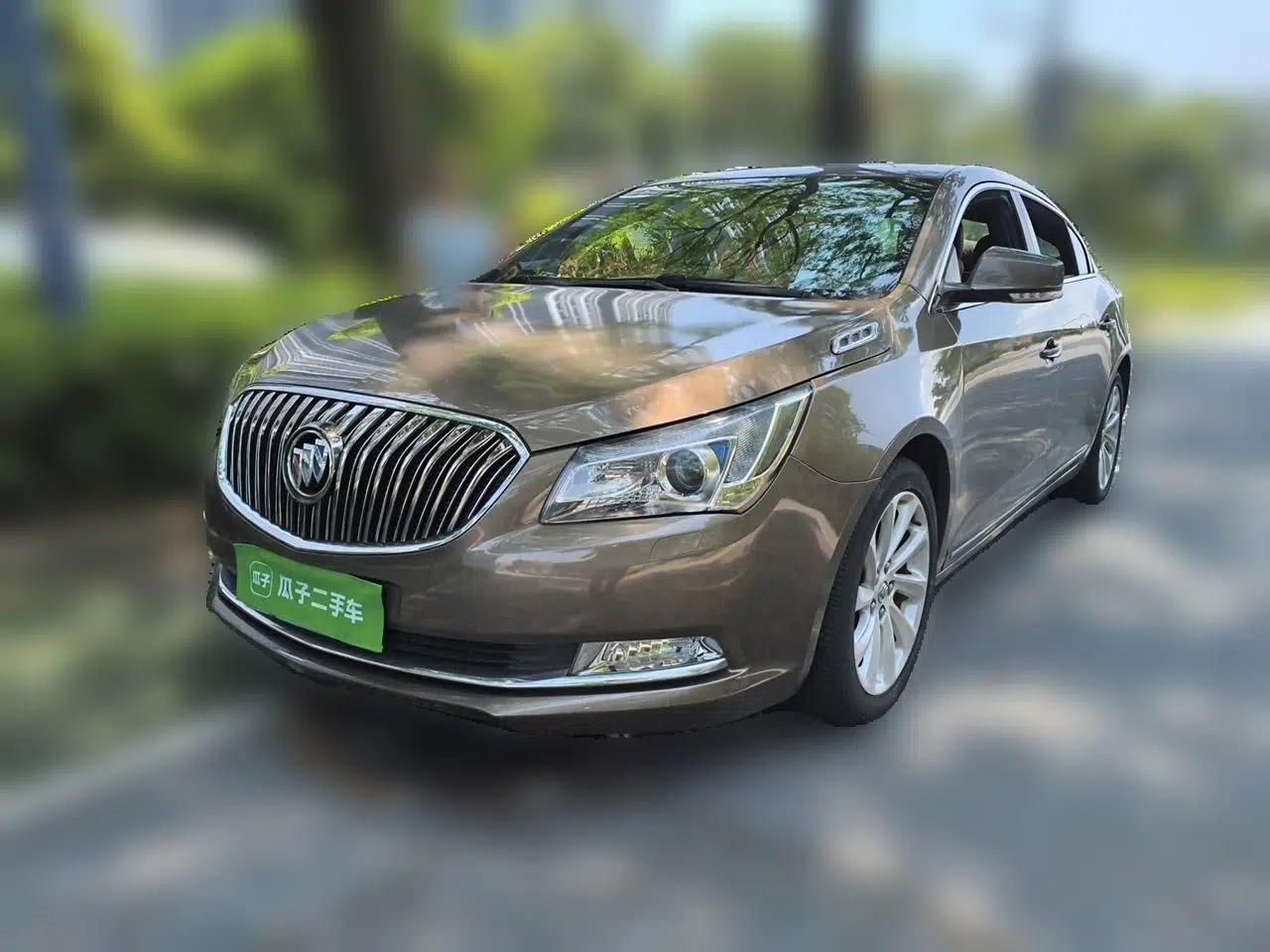 Buick LaCrosse 2013 2.4L SIDI Luxury Comfort Edition — миниатюра 1