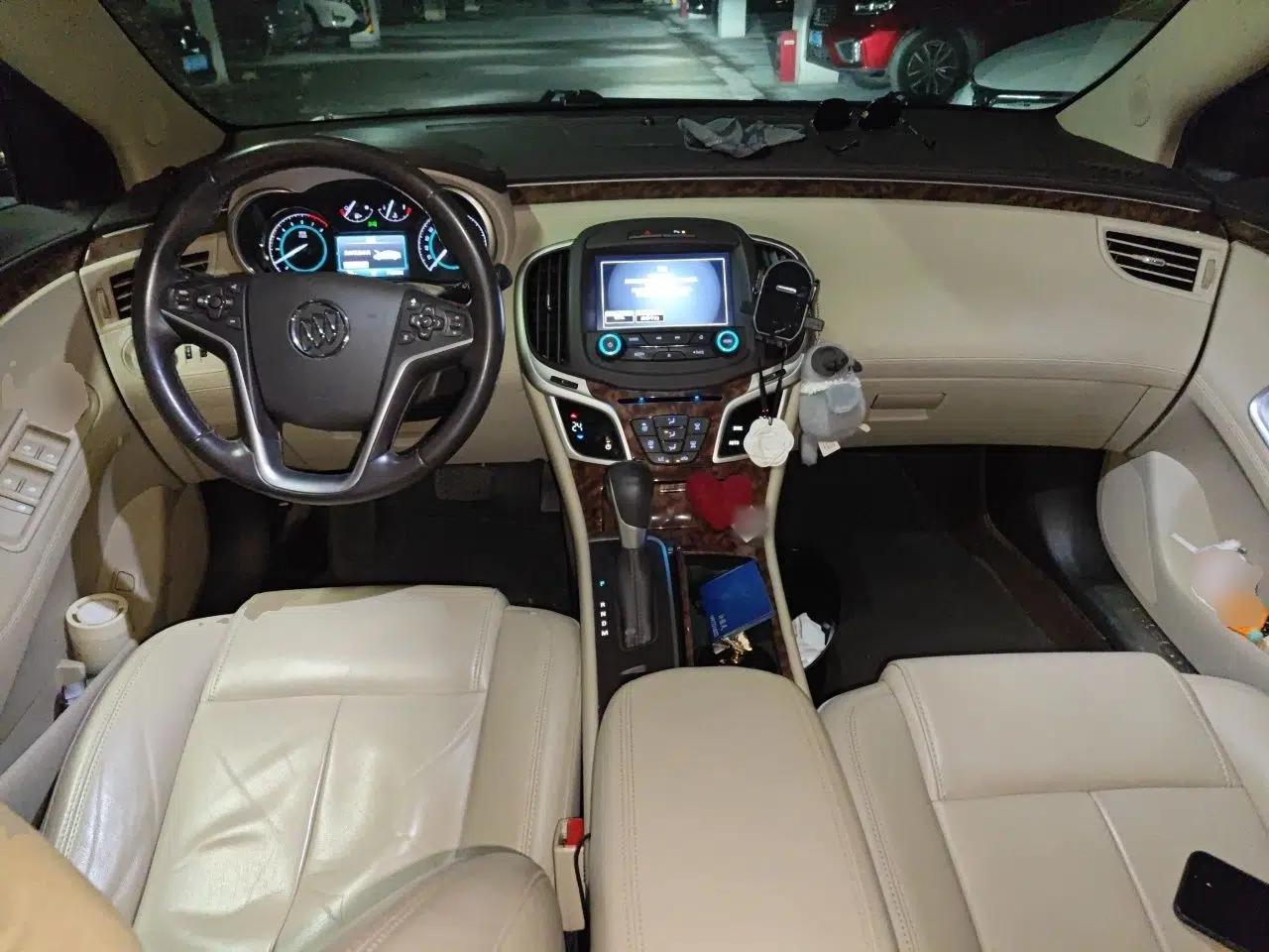 Buick LaCrosse 2013 2.4L SIDI Leading Comfort Version — миниатюра 9