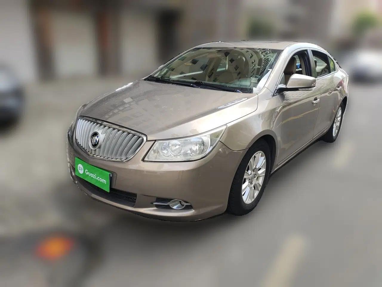 Buick LaCrosse 2011 2.4L SIDI Elegant Edition — миниатюра 1