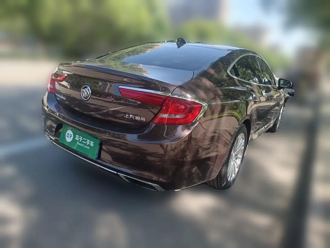 Buick LaCrosse 2018 28T Elite Edition — миниатюра 6