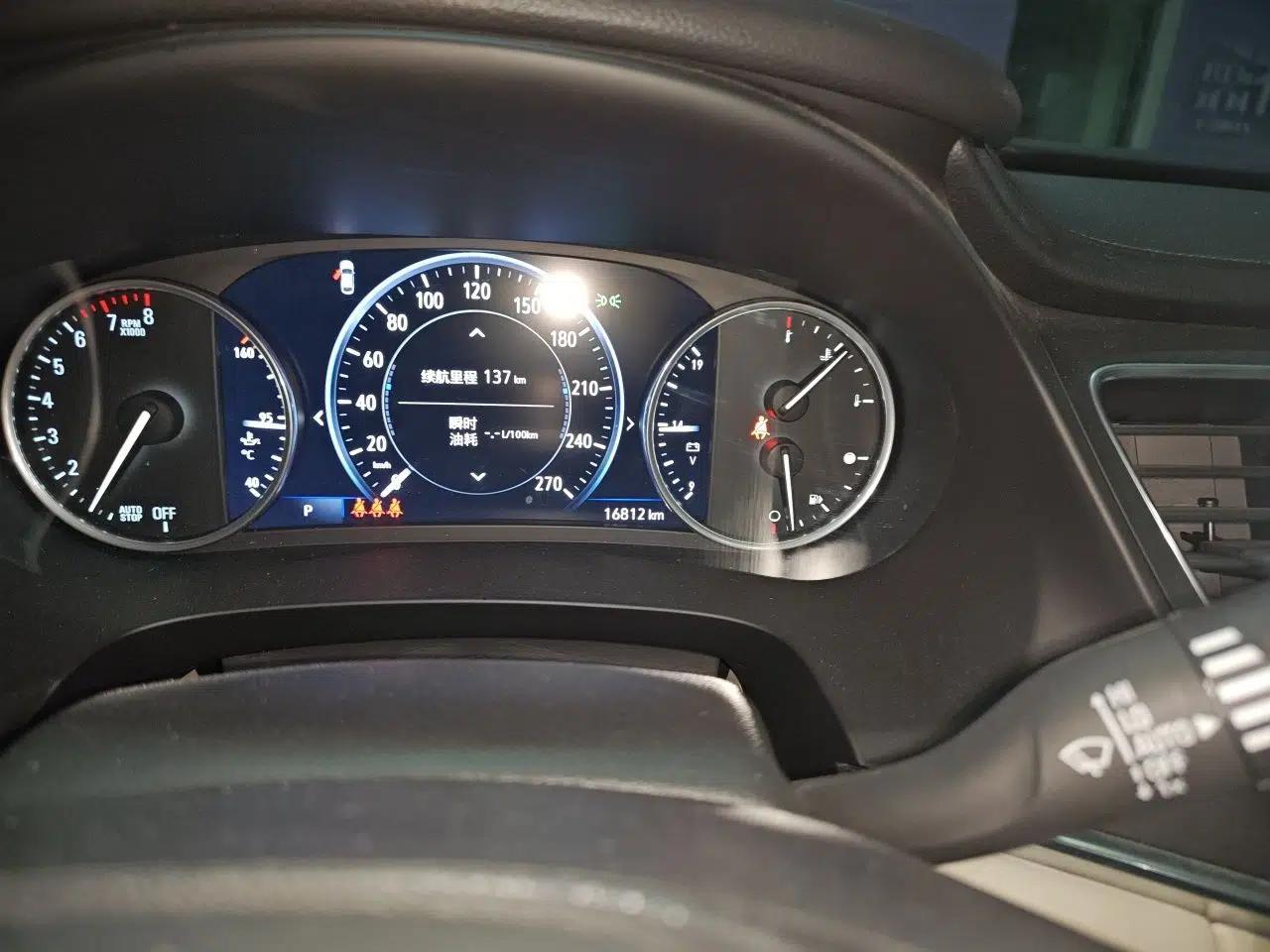 Buick LaCrosse 2022 Avenir Avia First Edition — миниатюра 12