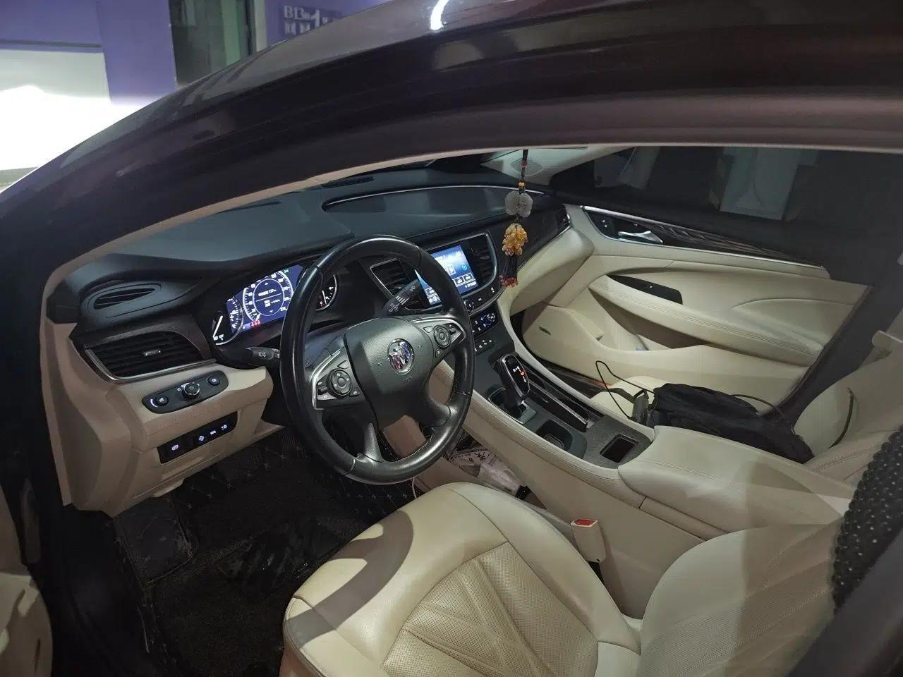 Buick LaCrosse 2022 Avenir Avia First Edition — миниатюра 15