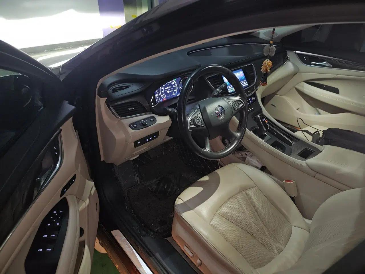 Buick LaCrosse 2022 Avenir Avia First Edition — миниатюра 16