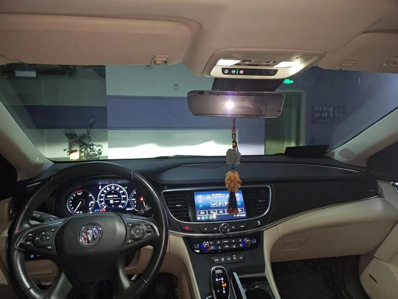 Buick LaCrosse 2022 Avenir Avia First Edition — миниатюра 18