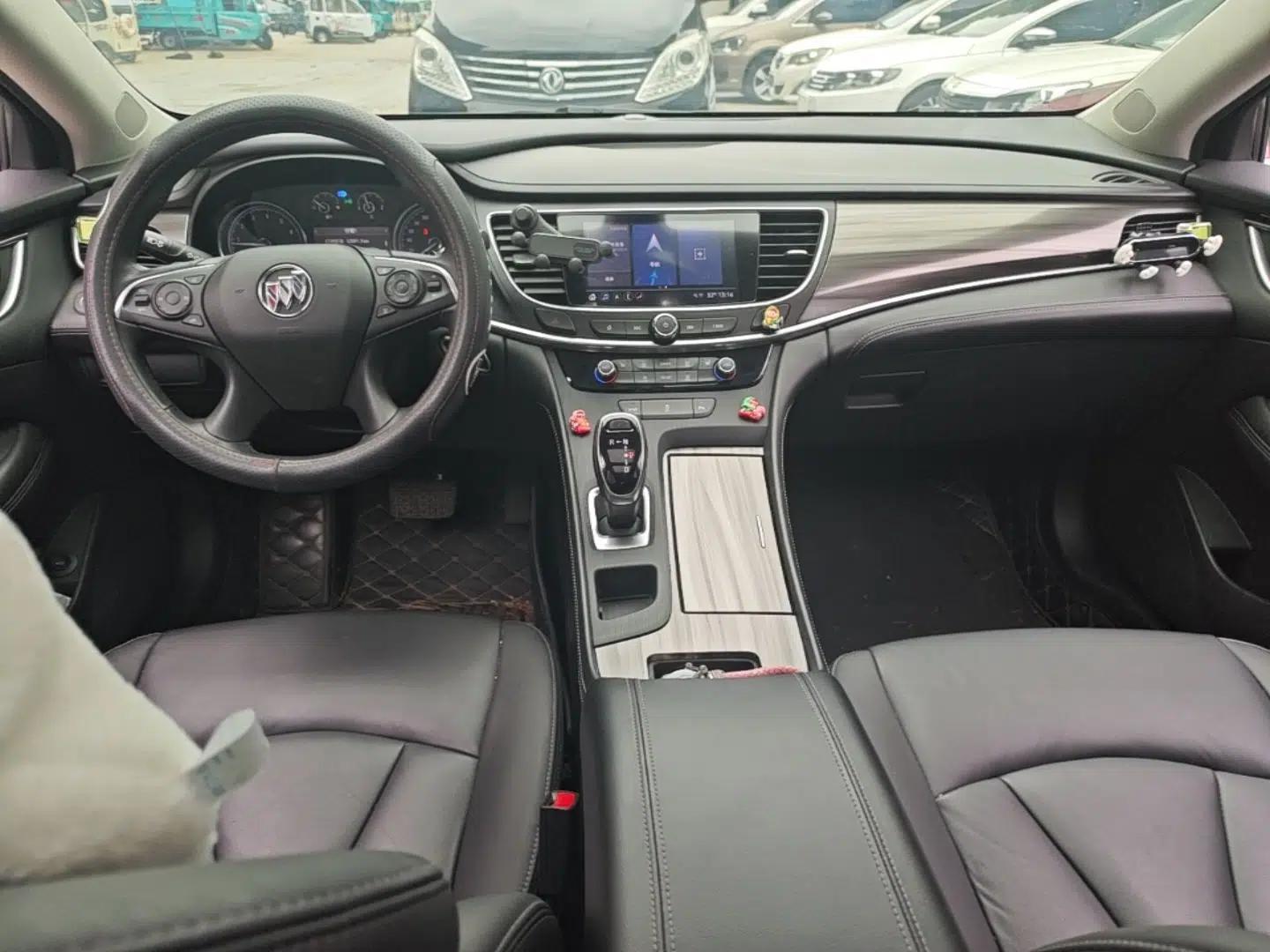 Buick LaCrosse 2021 652T Luxury Model — миниатюра 12
