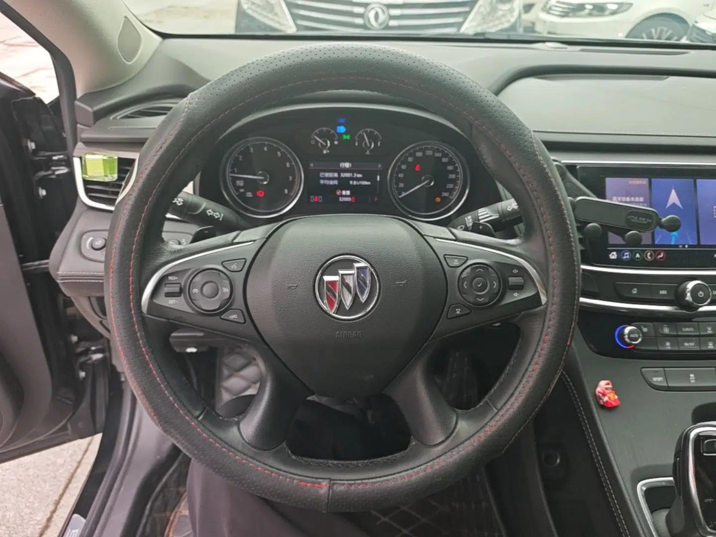 Buick LaCrosse 2021 652T Luxury Model — миниатюра 13