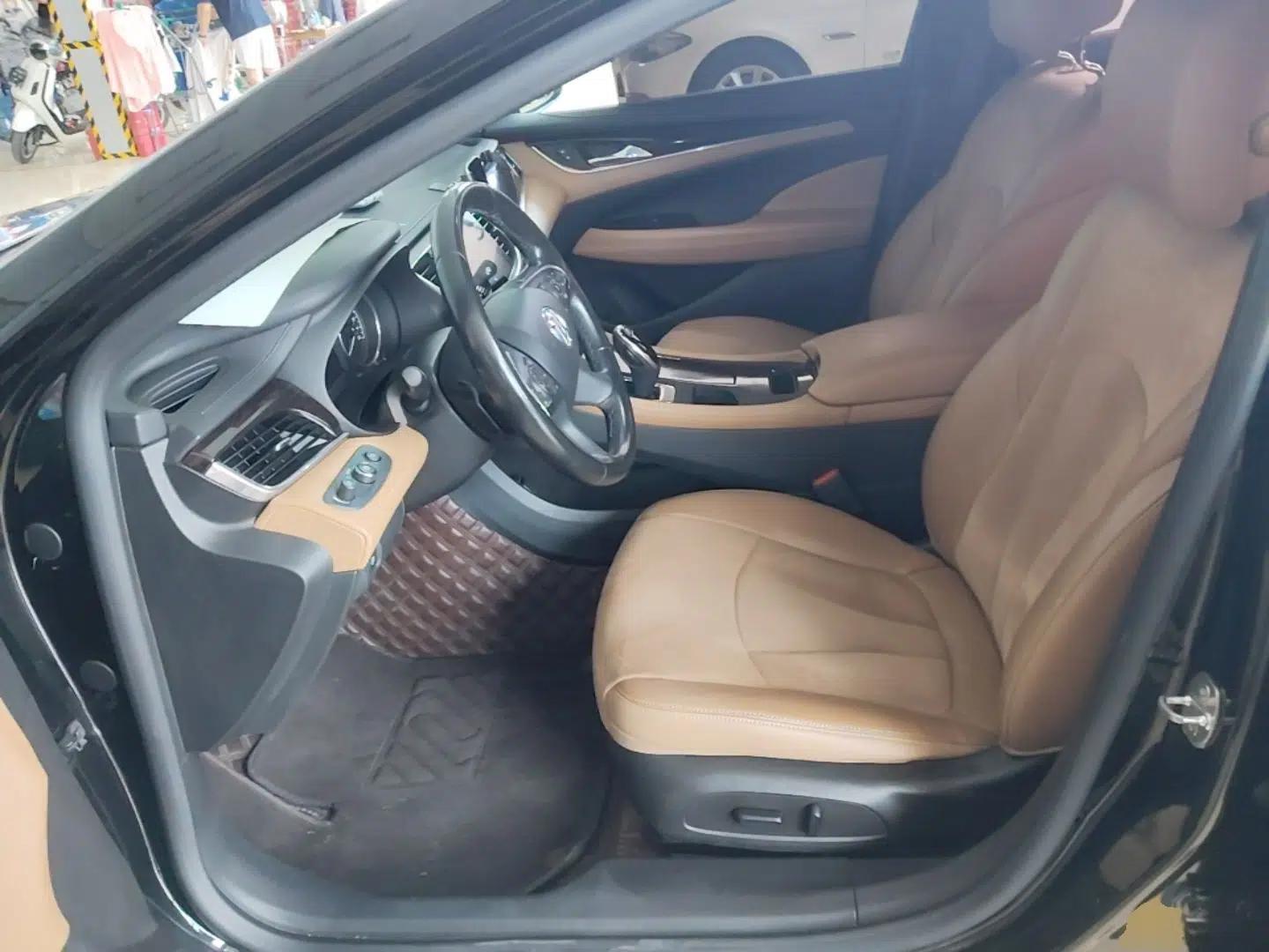 Buick LaCrosse 2018 28T Elite Edition — миниатюра 22