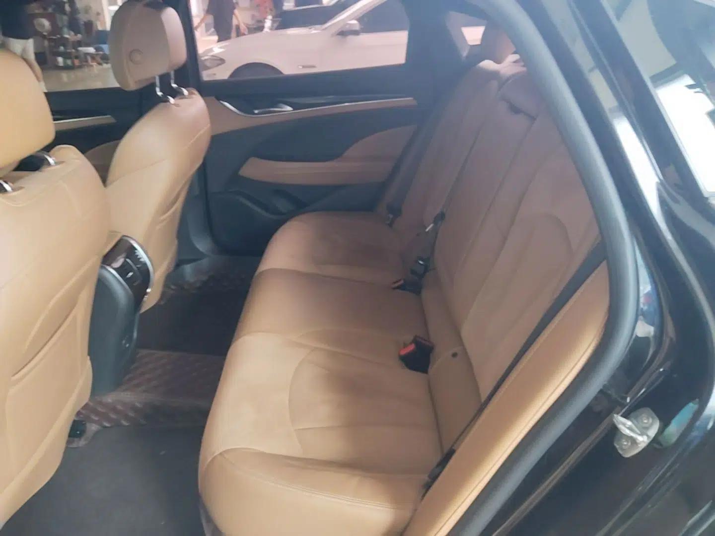 Buick LaCrosse 2018 28T Elite Edition — миниатюра 25