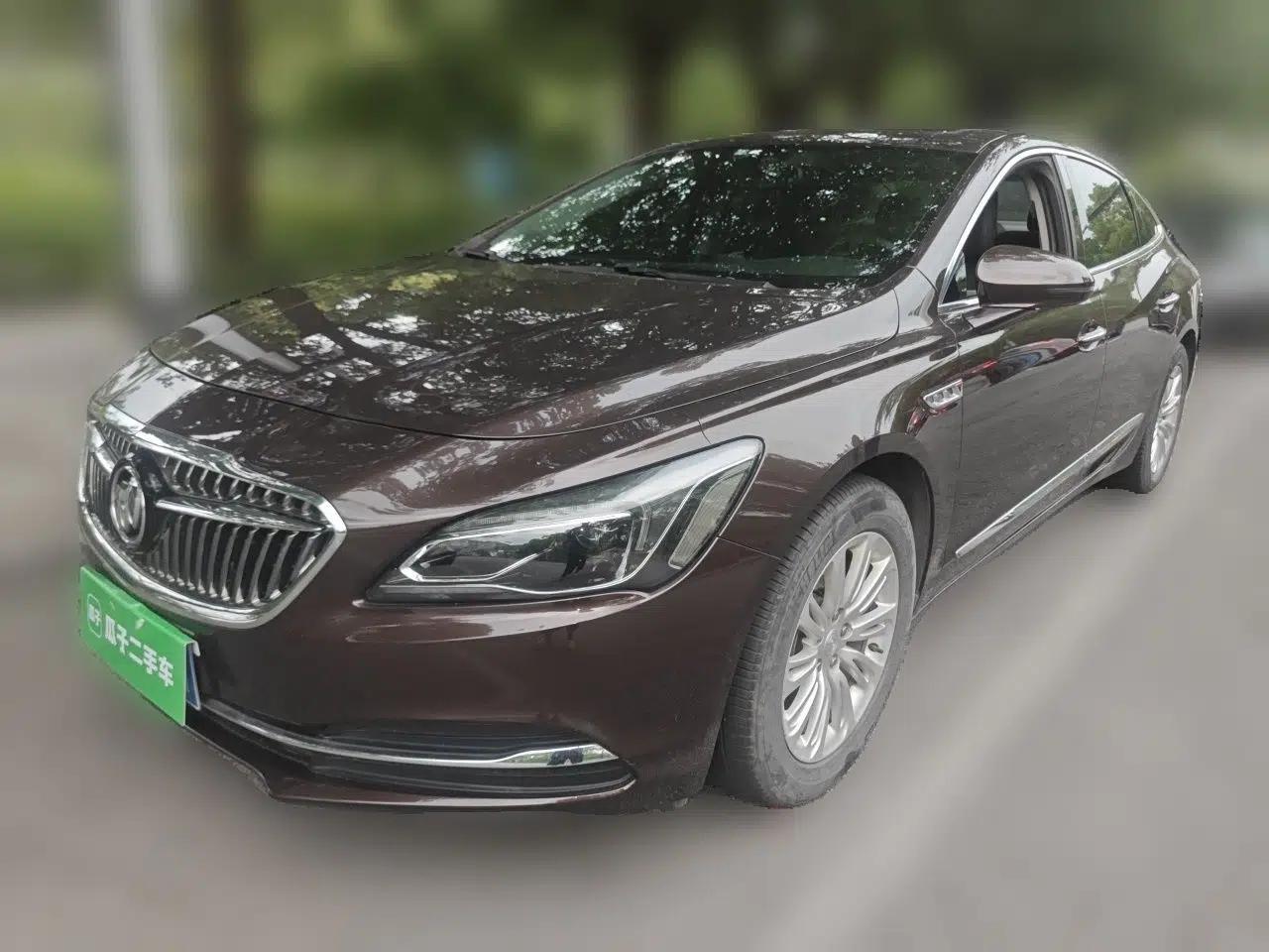 Buick LaCrosse 2018 20T Elite Edition — миниатюра 1