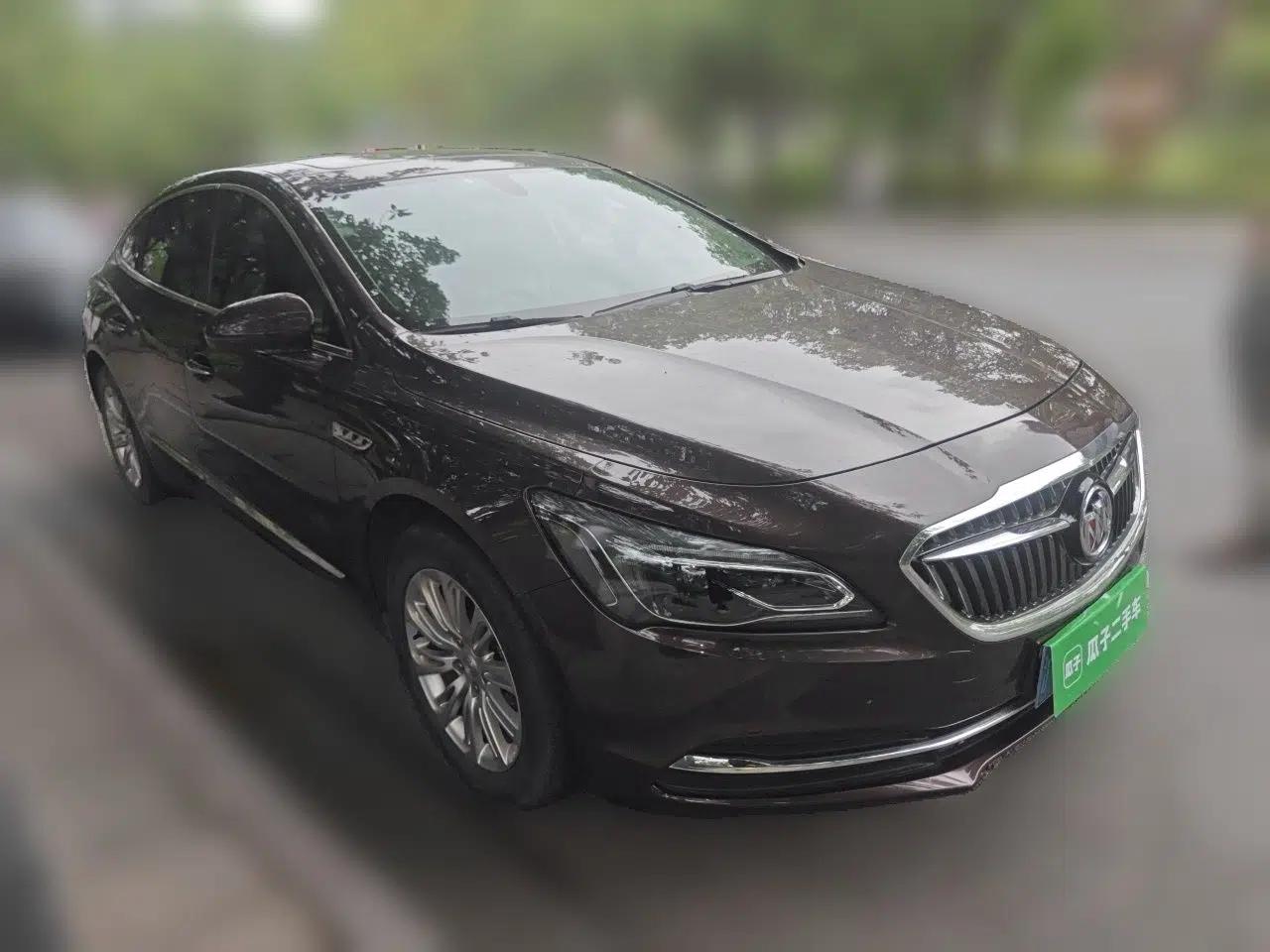 Buick LaCrosse 2018 20T Elite Edition — миниатюра 3