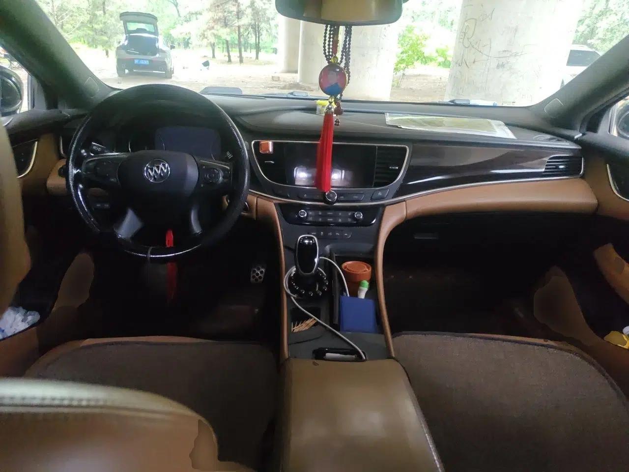 Buick LaCrosse 2016 20T Luxury Model — миниатюра 9