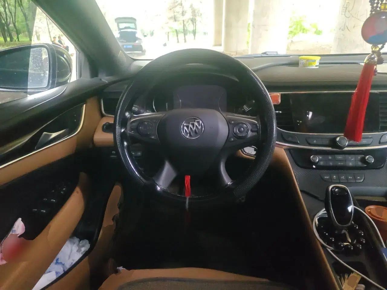 Buick LaCrosse 2016 20T Luxury Model — миниатюра 10