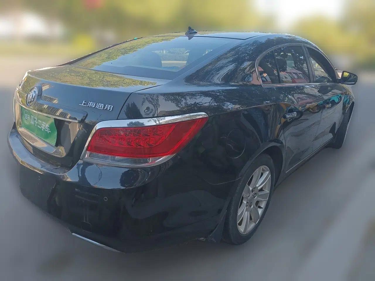Buick LaCrosse 2012 2.4L SIDI Haoya Edition — миниатюра 6