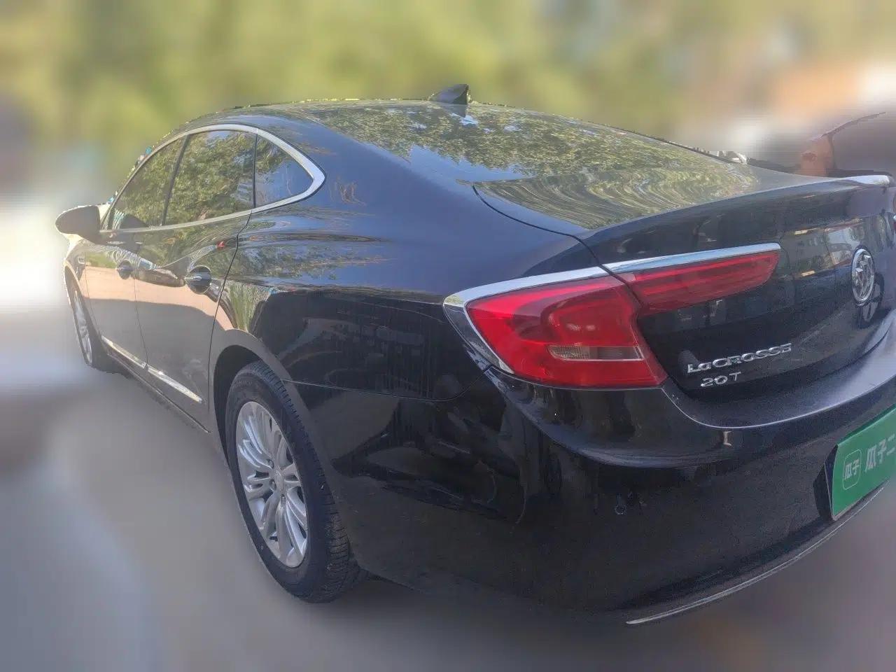 Buick LaCrosse 2018 20T Elite Edition — миниатюра 4