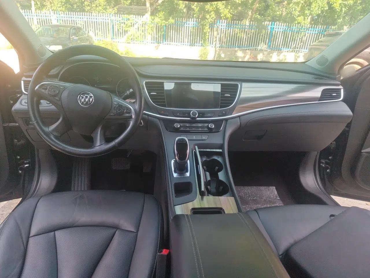Buick LaCrosse 2018 20T Elite Edition — миниатюра 9