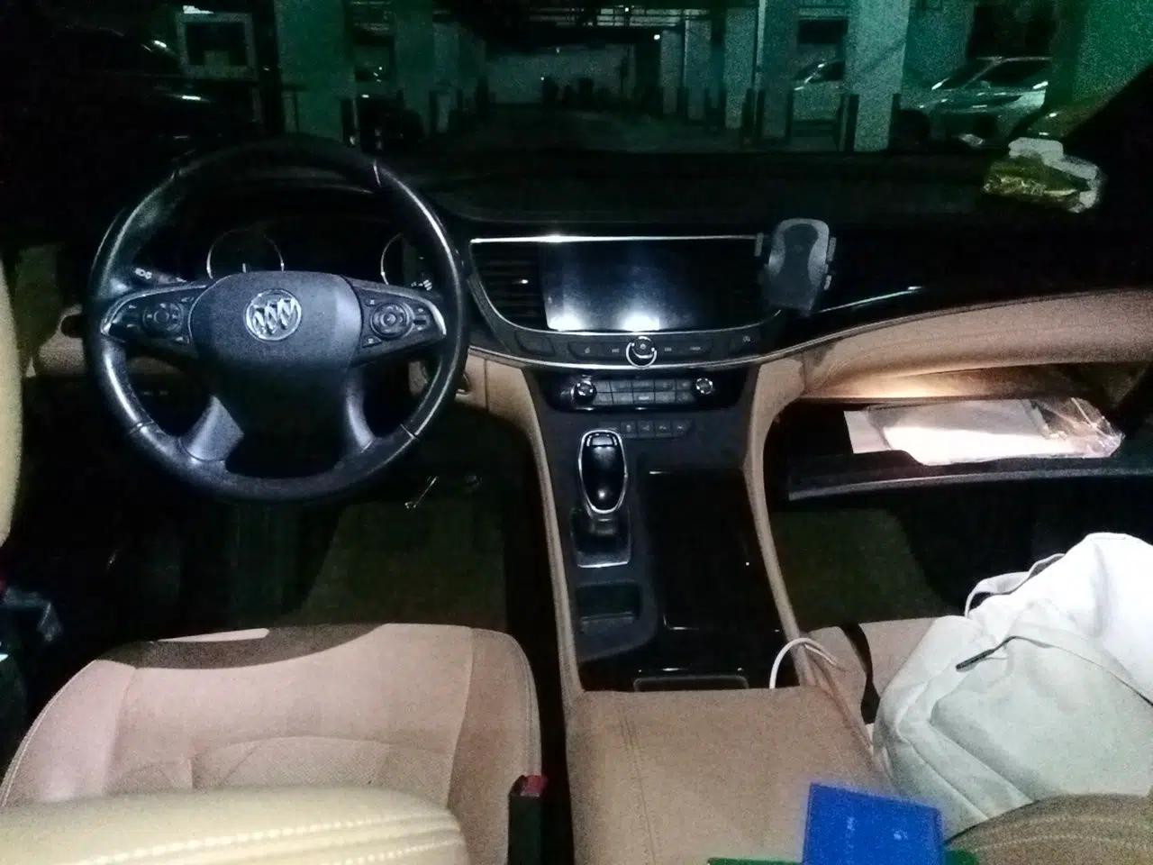 Buick LaCrosse 2019 28T Prestige Model — миниатюра 9