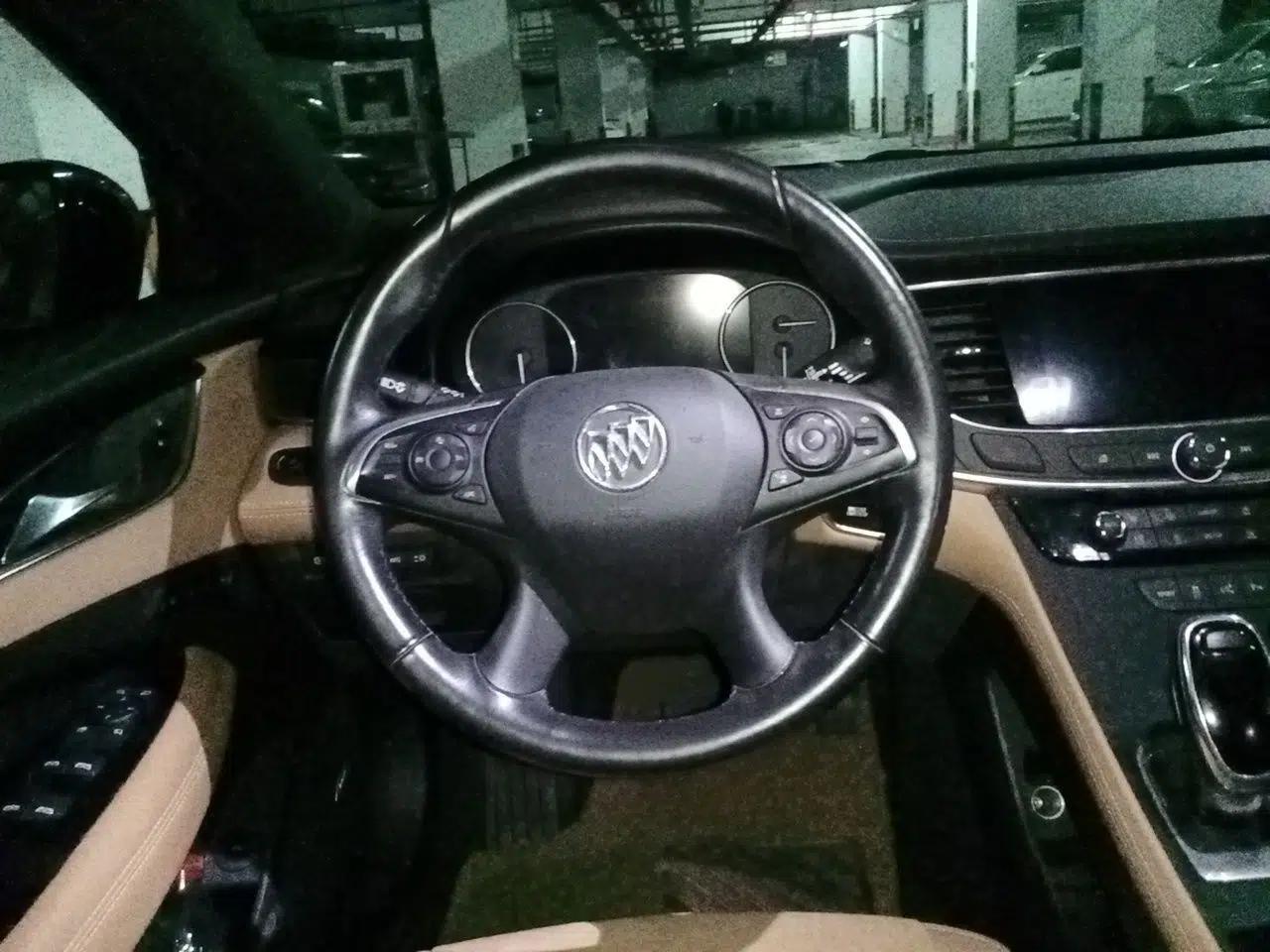 Buick LaCrosse 2019 28T Prestige Model — миниатюра 10