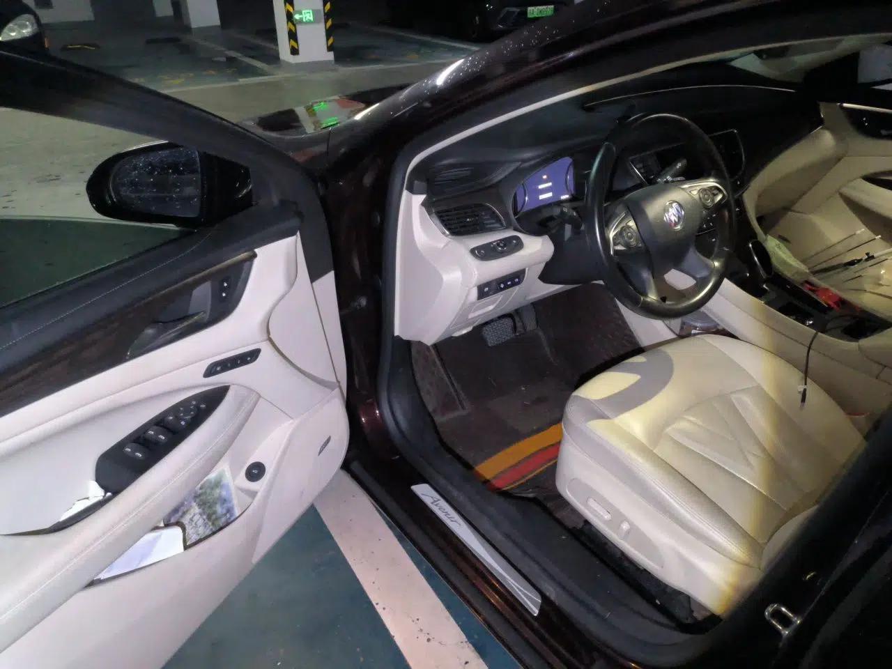 Buick LaCrosse 2022 Avenir Avia First Edition — миниатюра 16