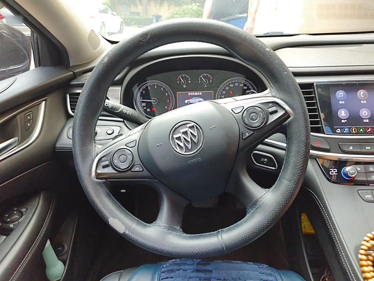 Buick LaCrosse 2021 652T Luxury Model — миниатюра 10