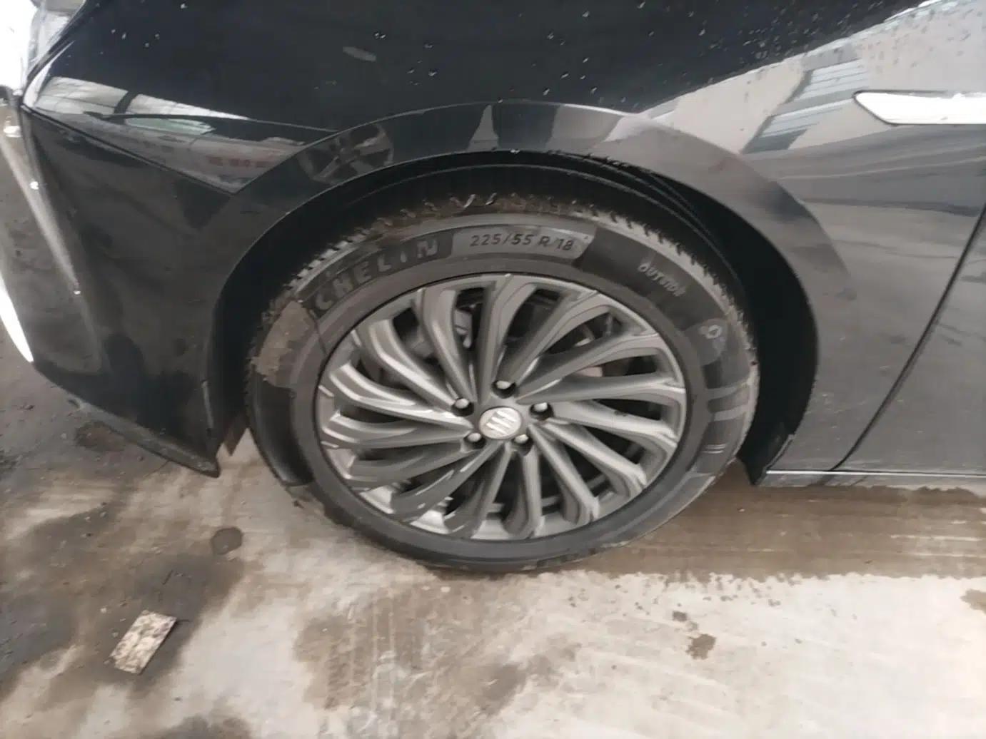 Buick LaCrosse 2025 28T Platinum Edition — миниатюра 10