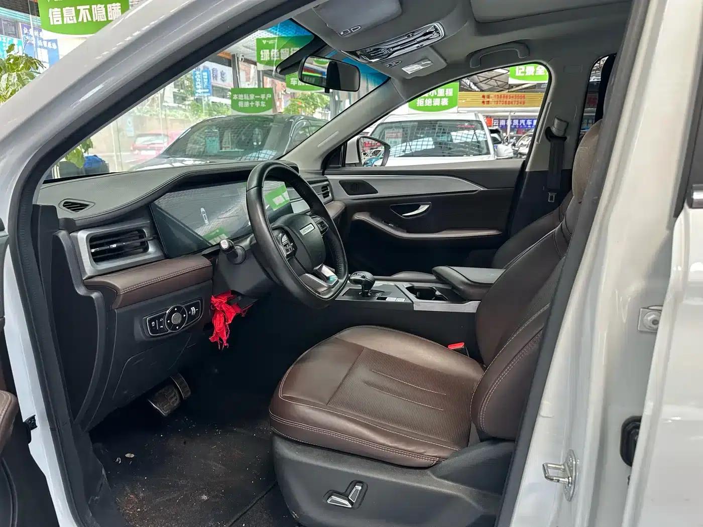 Jetour X90 PLUS 2021 1.6TD DCT Villa 7-Seater — миниатюра 4