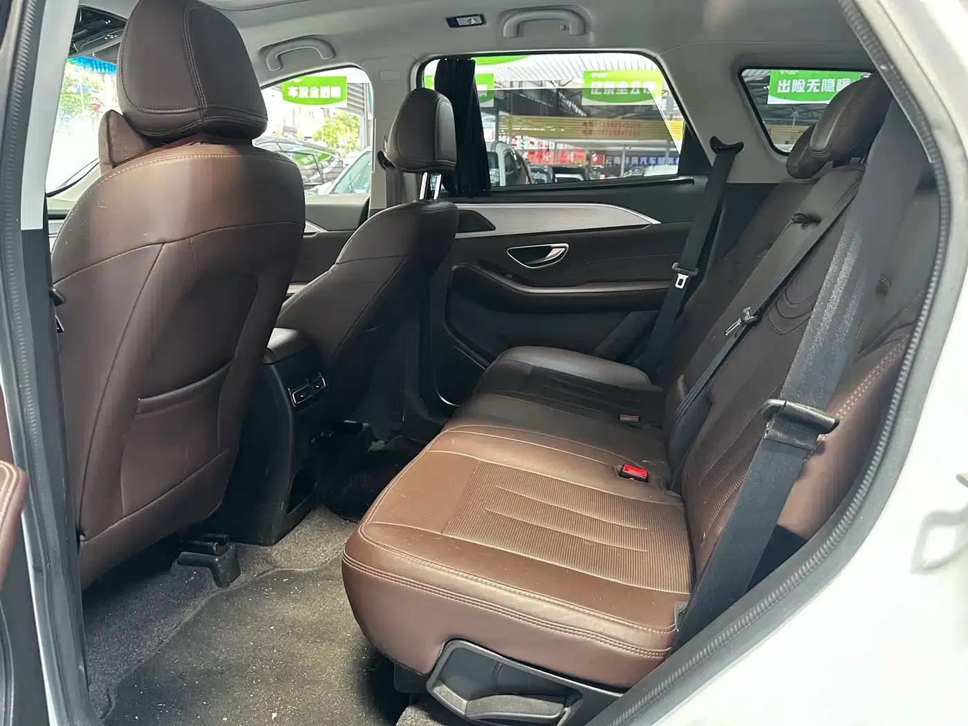 Jetour X90 PLUS 2021 1.6TD DCT Villa 7-Seater — миниатюра 5