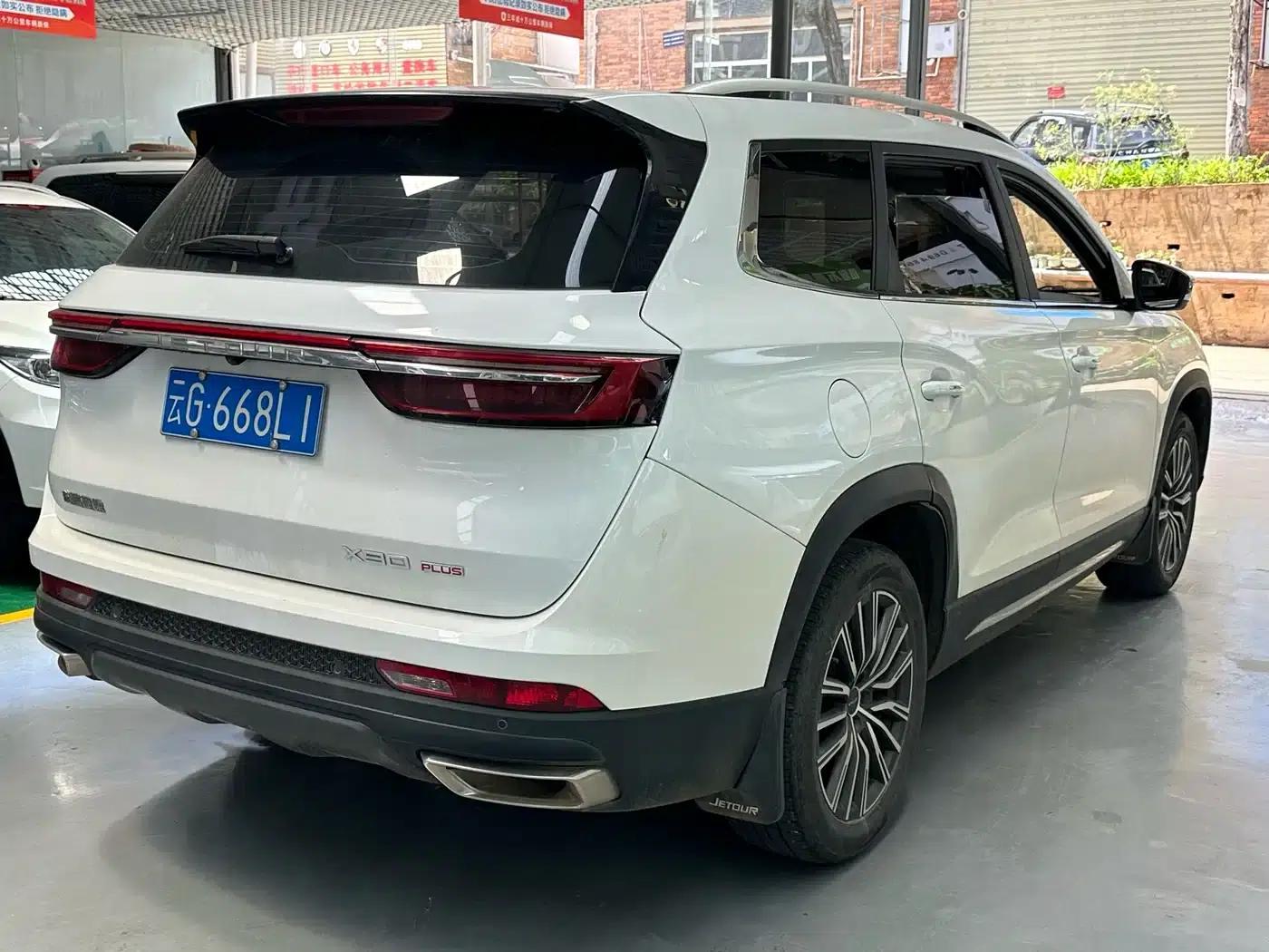 Jetour X90 PLUS 2021 1.6TD DCT Villa 7-Seater — миниатюра 9