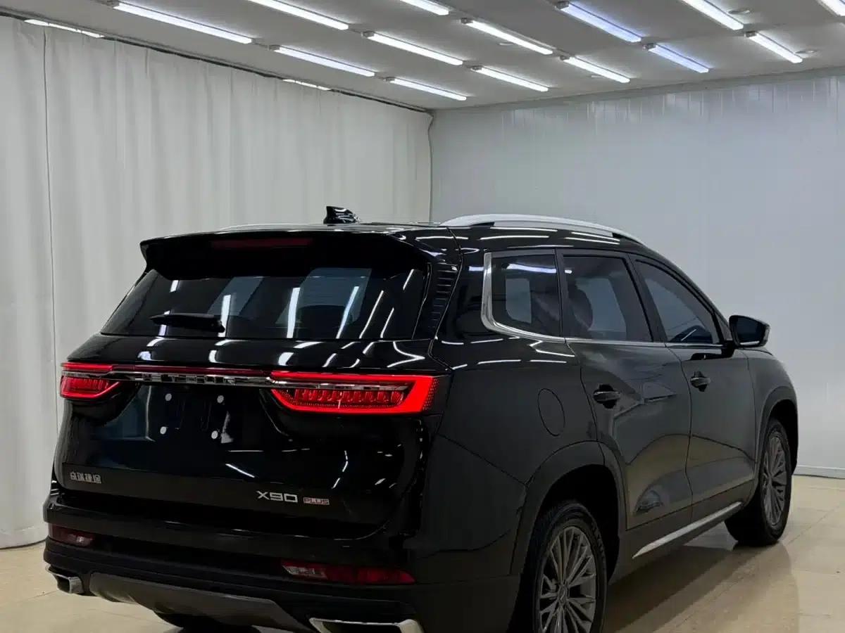 Jetour X90 PLUS 2023 1.5T Manual Transmission 5-Seater — миниатюра 6