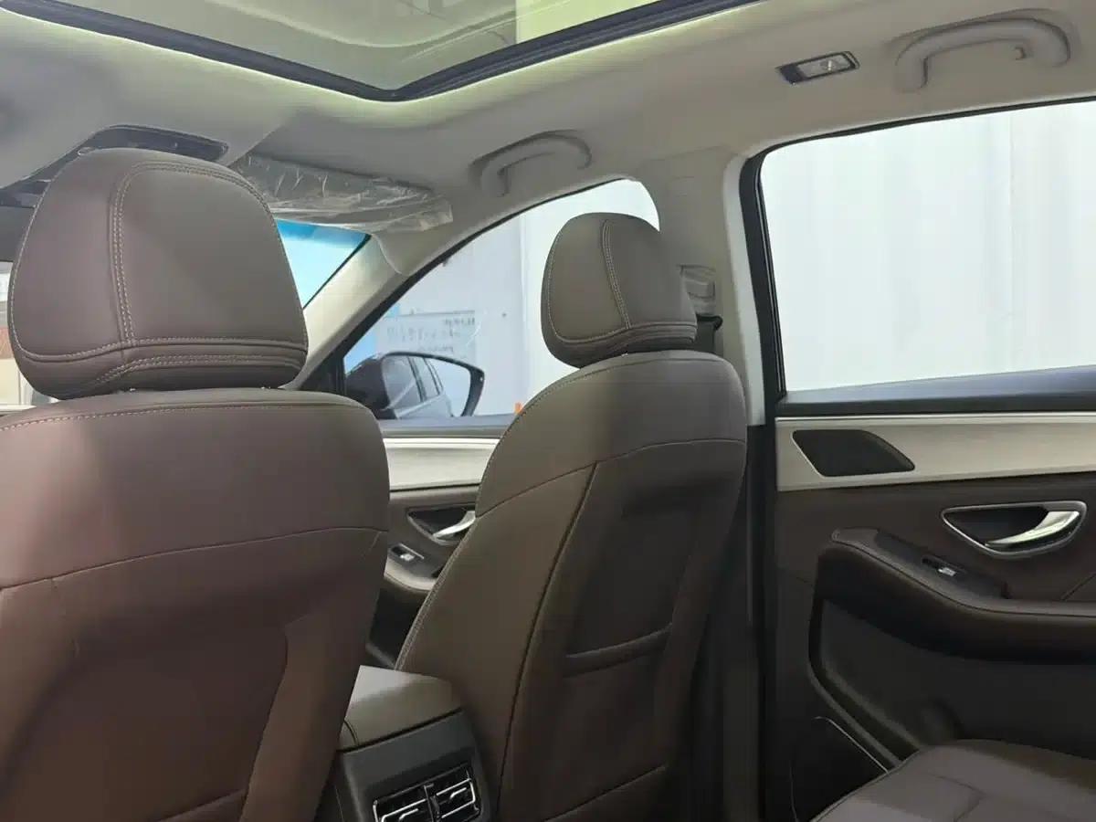 Jetour X90 PLUS 2023 1.5T Manual Transmission 5-Seater — миниатюра 9