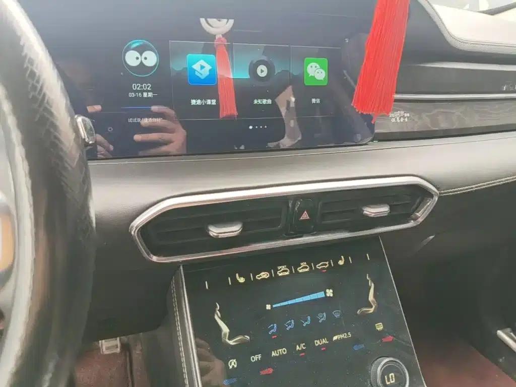 Jetour X90 2022 Zilong 2.0T DCT Everlasting Edition 5-seater — миниатюра 13