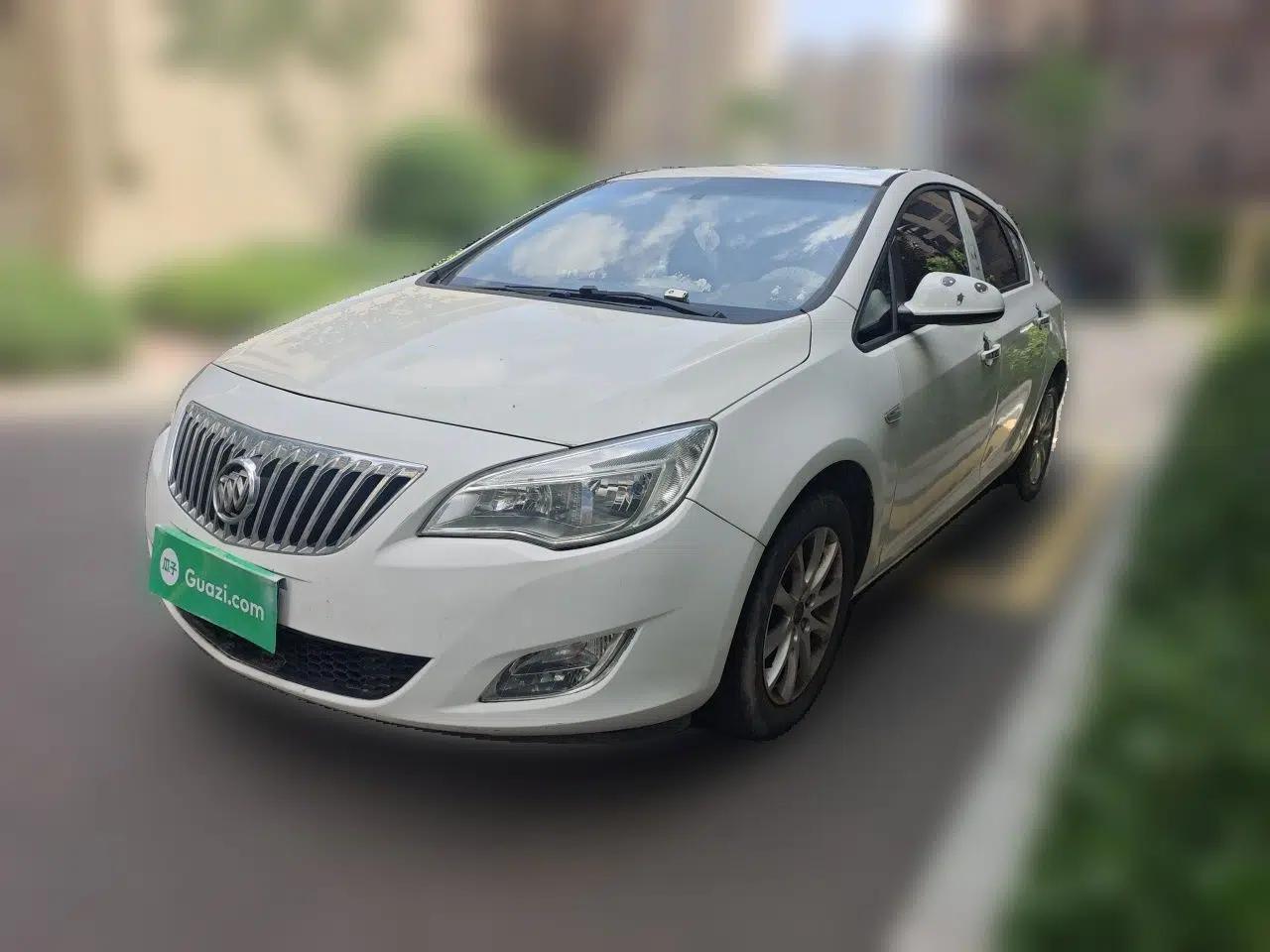 Buick GT 2014 XT 1.6L Automatic Fashion Edition — миниатюра 1