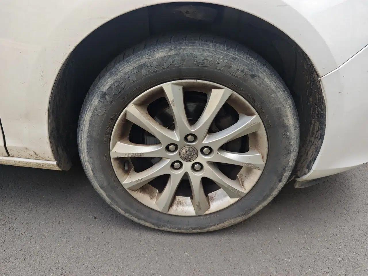 Buick GT 2014 XT 1.6L Automatic Fashion Edition — миниатюра 8