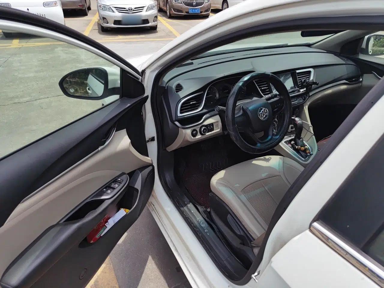 Buick GT 2015 15N Automatic Elite Version — миниатюра 16