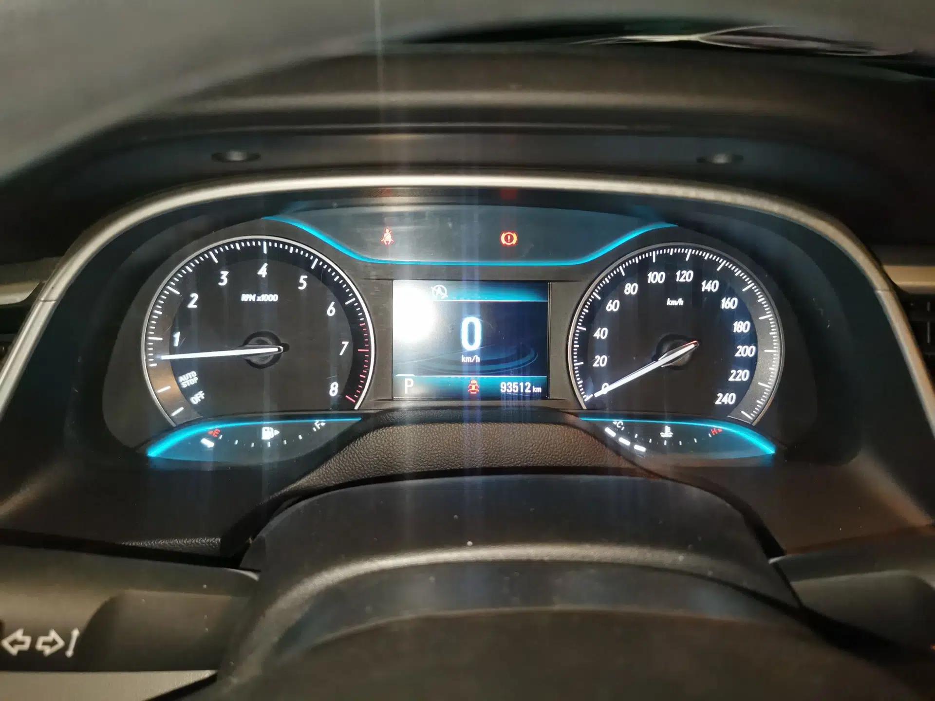 Buick GT 2015 15N Automatic Elite Version — миниатюра 11