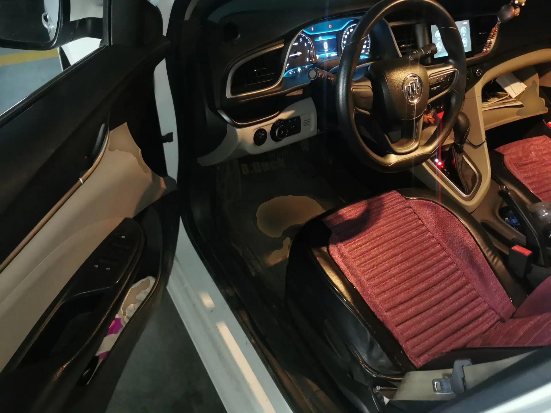 Buick GT 2015 15N Automatic Elite Version — миниатюра 16