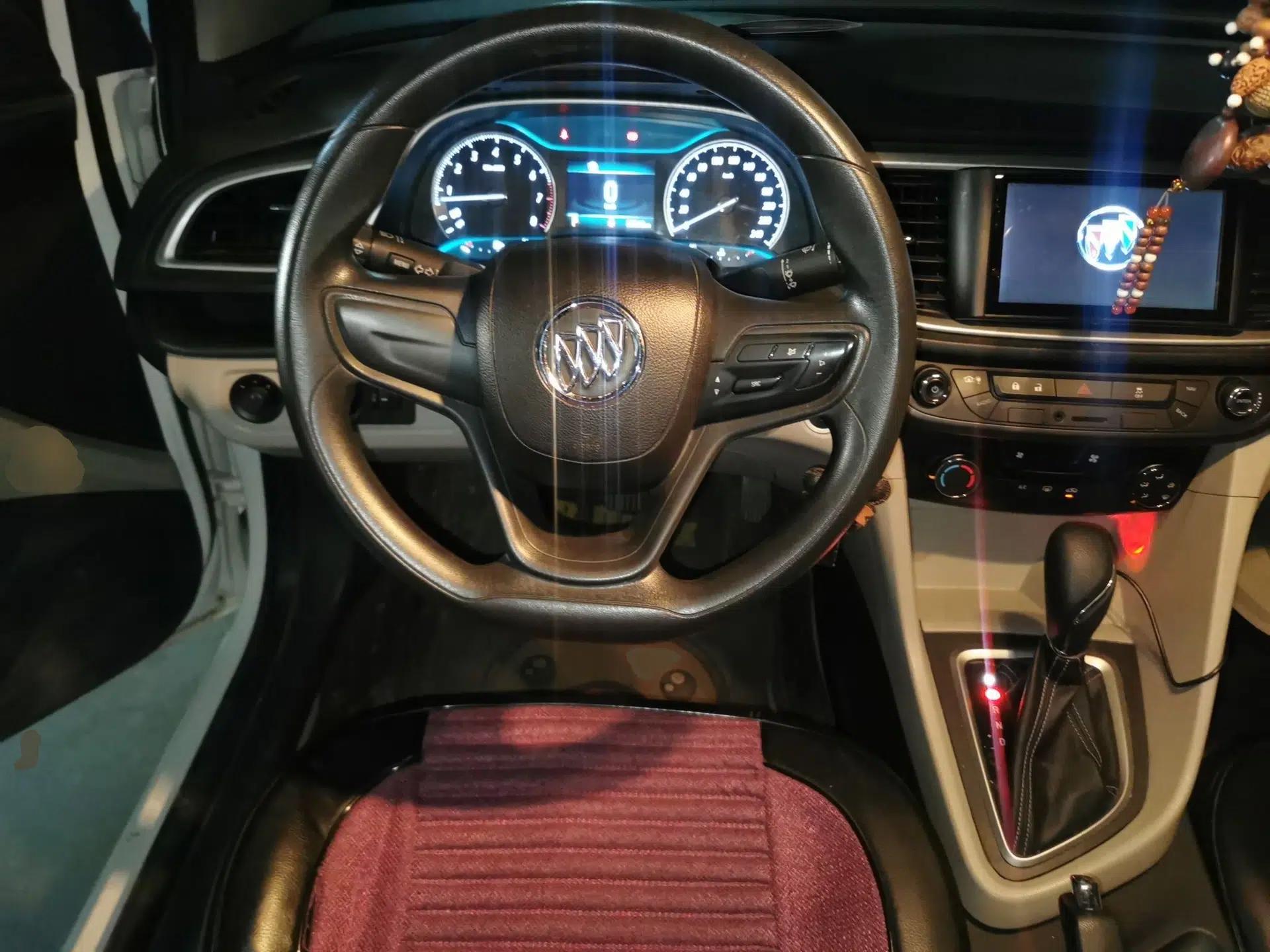 Buick GT 2015 15N Automatic Elite Version — миниатюра 10