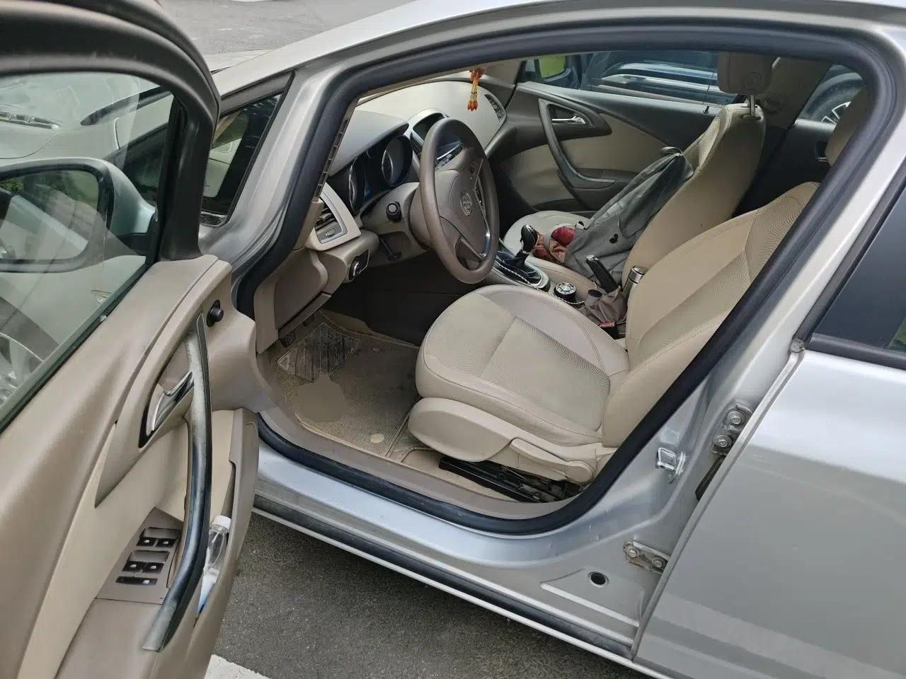 Buick GT 2013 GT 1.6L Manual Entry-Level Model — миниатюра 15