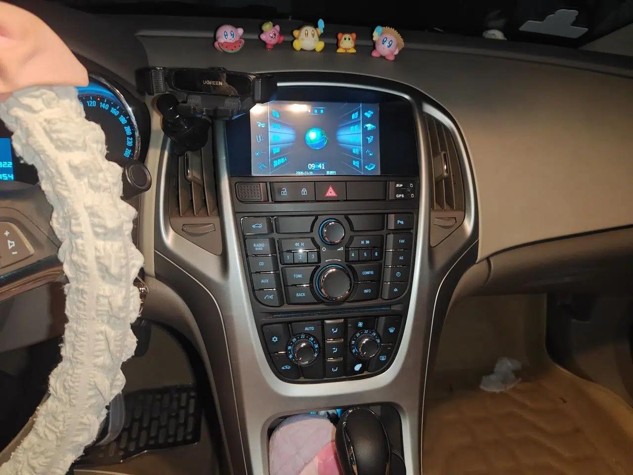 Buick GT 2010 GT 1.8L Automatic Luxury Edition — миниатюра 13