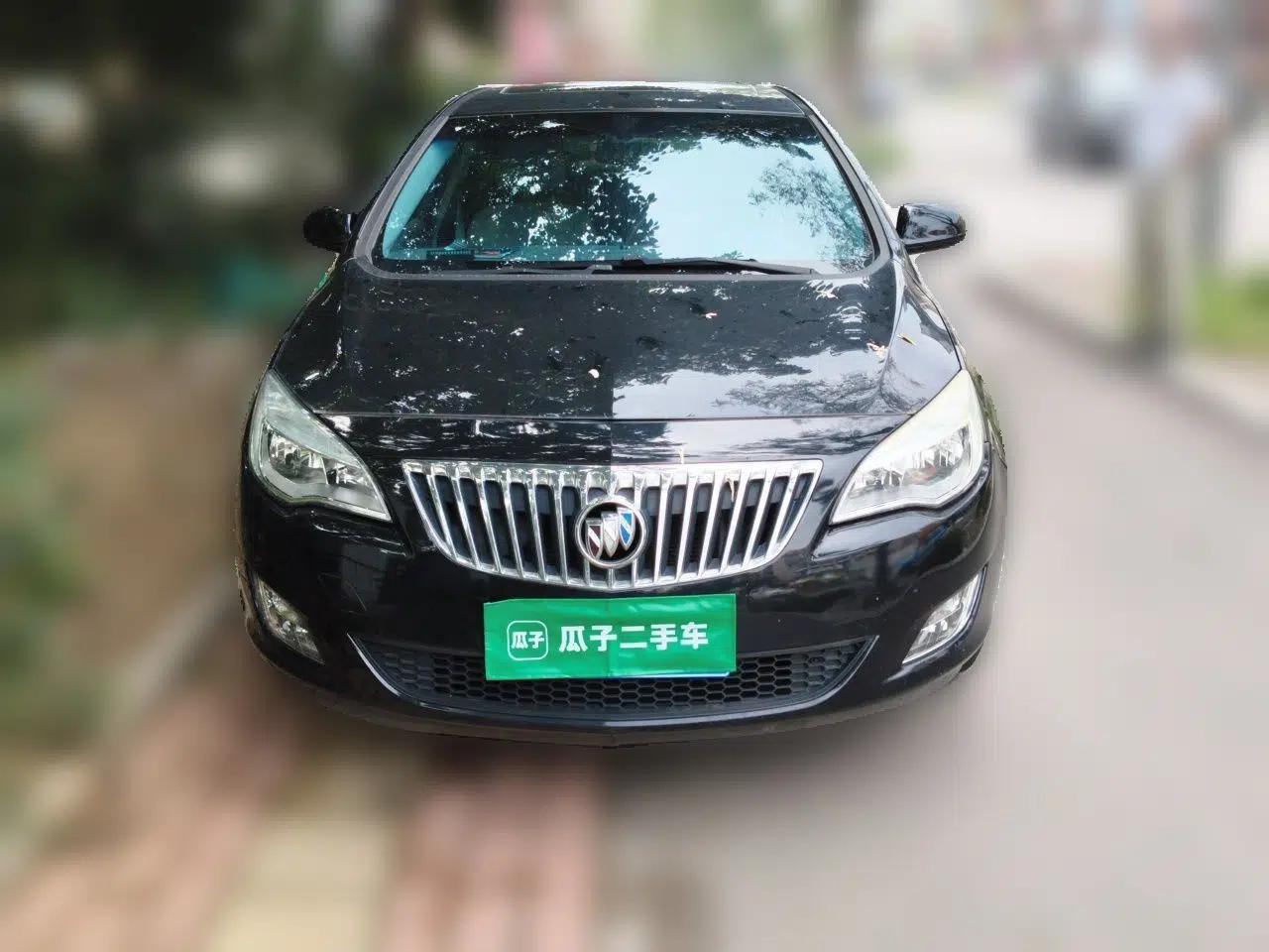 Buick GT 2012 XT 1.6L Automatic Fashion Edition — миниатюра 2