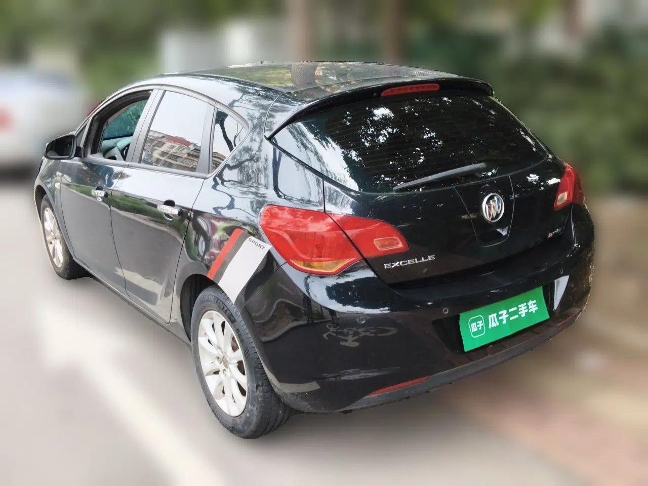 Buick GT 2012 XT 1.6L Automatic Fashion Edition — миниатюра 4